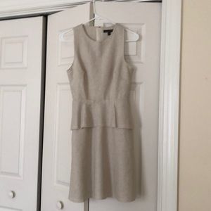 Sleeveless dress